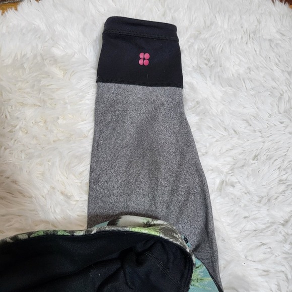 🌜Sweaty Betty Urdhva Reversible Palm Tree Print Leggings Small - Picture 8 of 8